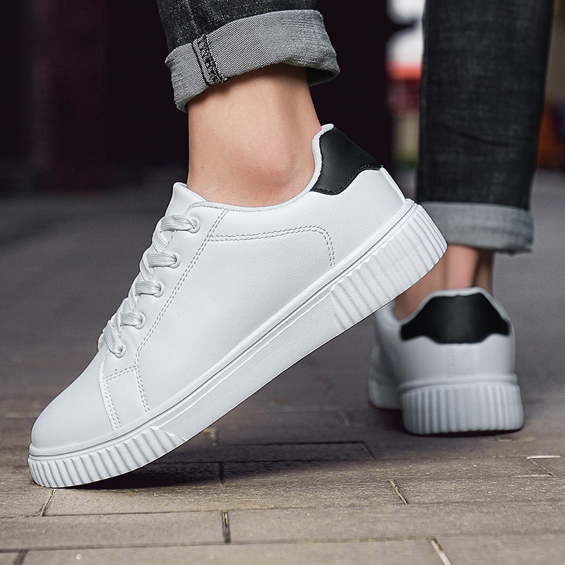 Sleek Minimalist Leather Design For Casual Sports Shoes