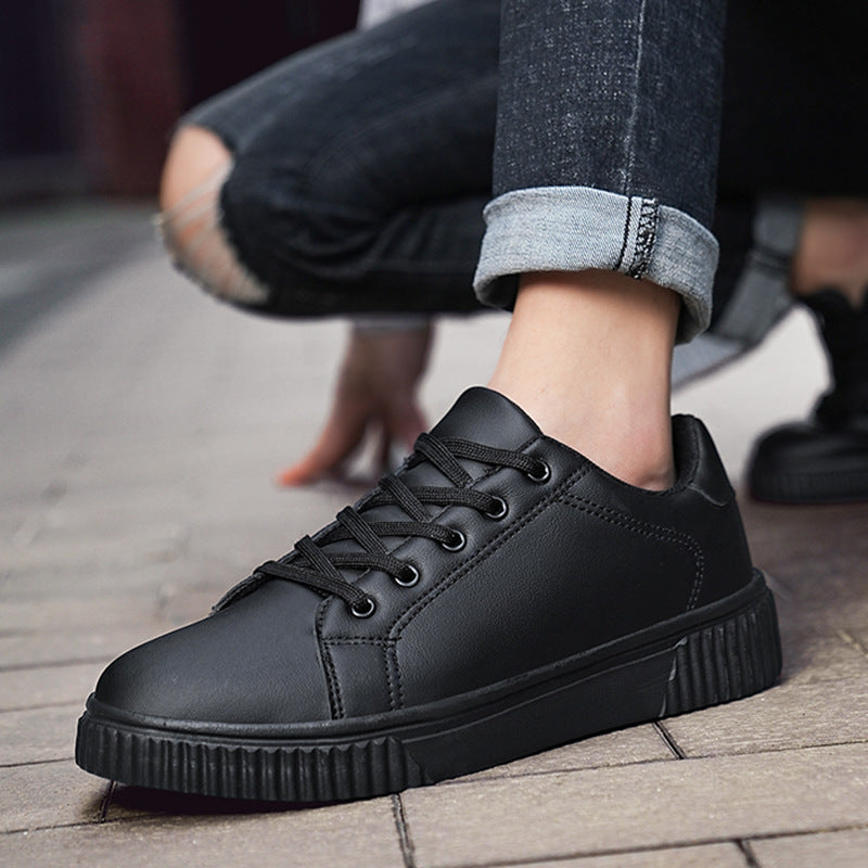Sleek Minimalist Leather Design For Casual Sports Shoes